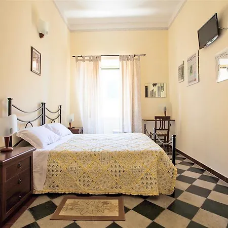 Del Re Guest house