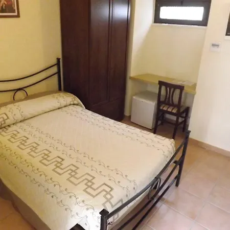 Guest house Del Re 2*